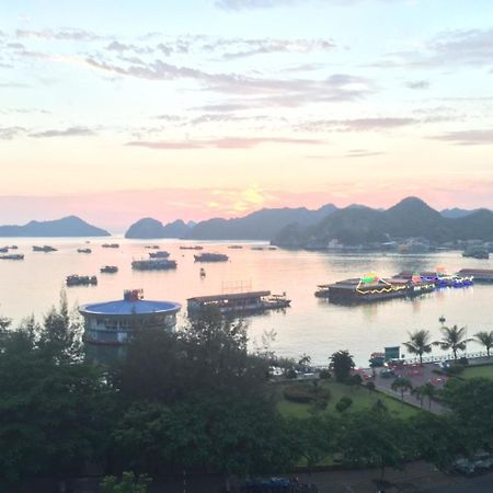Quang Tung Hotel Dong Khe Sau Esterno foto