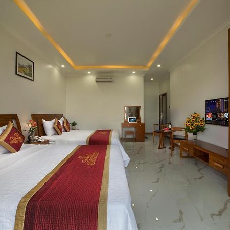 Quang Tung Hotel Dong Khe Sau Esterno foto