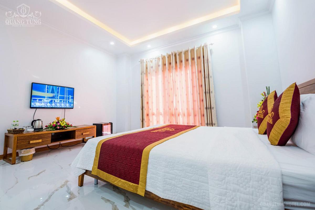 Quang Tung Hotel Dong Khe Sau Esterno foto
