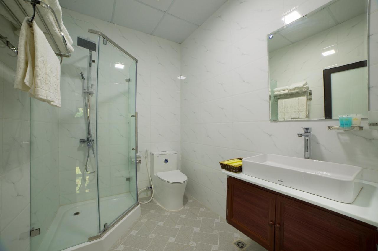 Quang Tung Hotel Dong Khe Sau Esterno foto