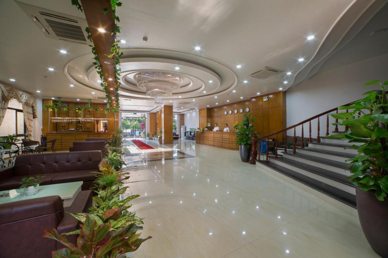 Quang Tung Hotel Dong Khe Sau Esterno foto